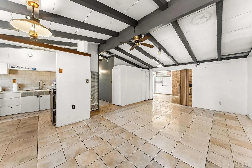 https://cdn.realtyfeed.com/cdn/127/307078363/325e498f56371d4f3147c5997fadcd7f.webp