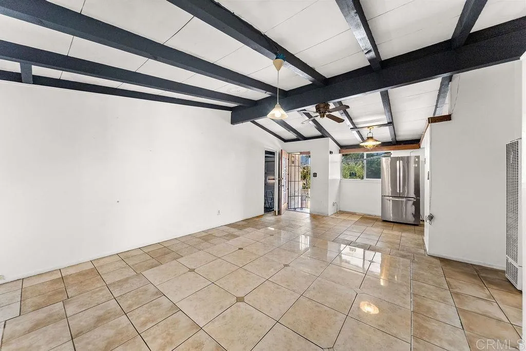 https://cdn.realtyfeed.com/cdn/127/307078363/b61d1a5a7946289d163b14b4c683b99a.webp
