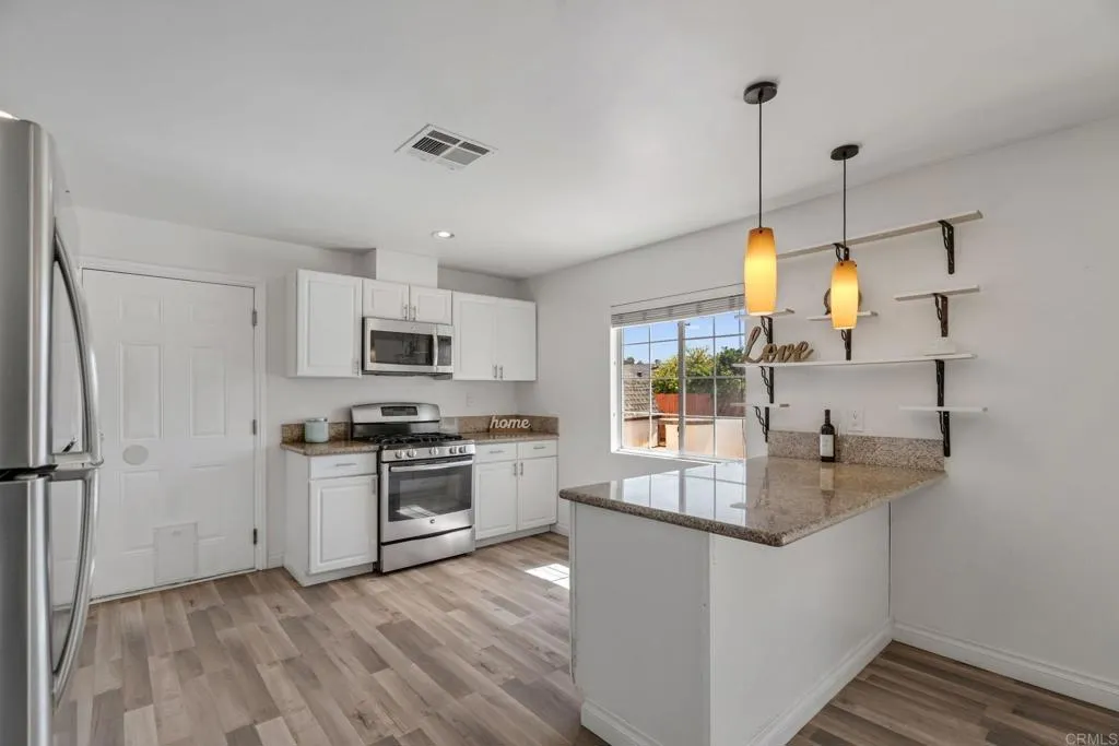 https://cdn.realtyfeed.com/cdn/127/307078452/0e2563872ce815c140ee0bff487e53fc.webp