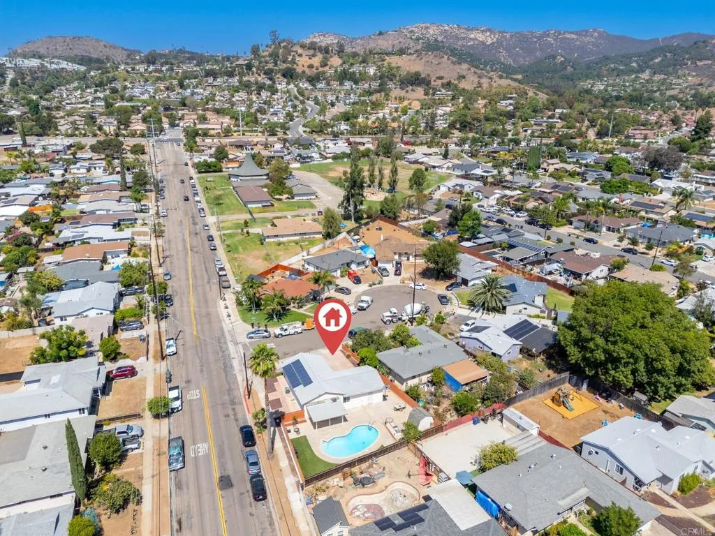 https://cdn.realtyfeed.com/cdn/127/307078452/2a29c46b1ac0d2974e6339873777c00e.webp