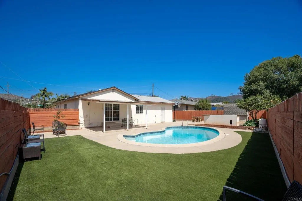 https://cdn.realtyfeed.com/cdn/127/307078452/2c2d57914816b87f817d5b1a27e11e2a.webp