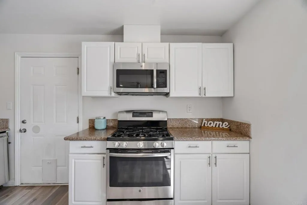 https://cdn.realtyfeed.com/cdn/127/307078452/98d82bc2aa7e770d4e0bca83c47142a9.webp