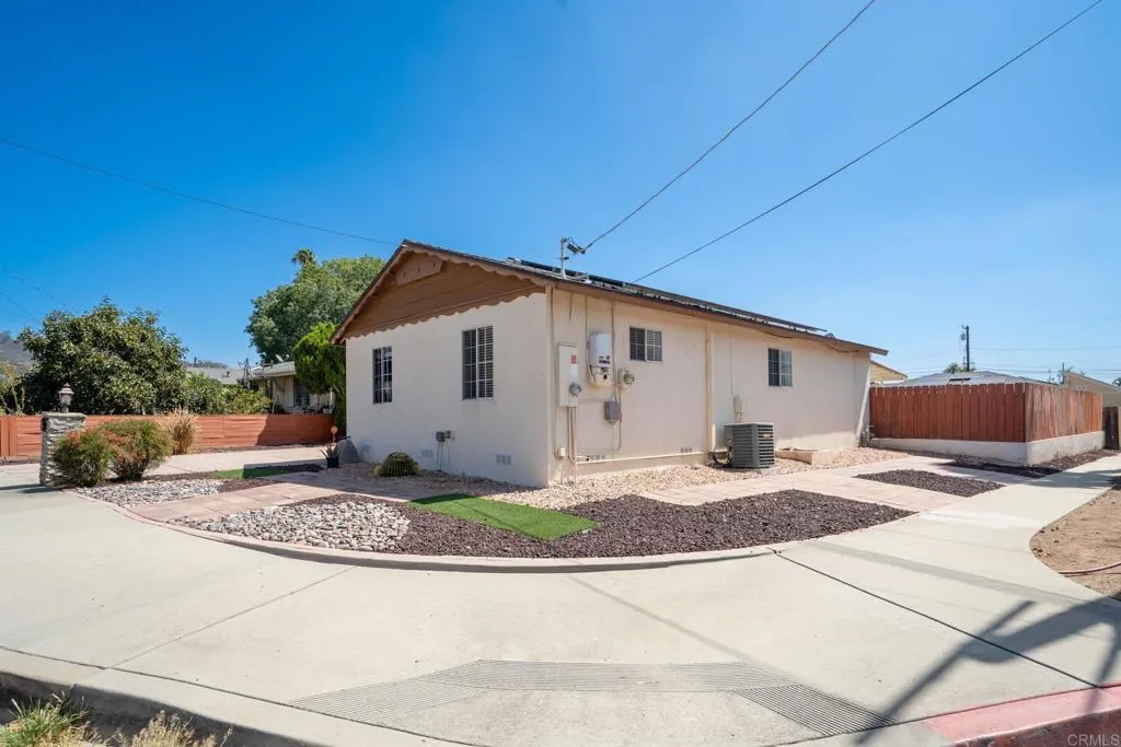 https://cdn.realtyfeed.com/cdn/127/307078452/d13f392440a2ebd6d328eef4b1f7d50a.webp