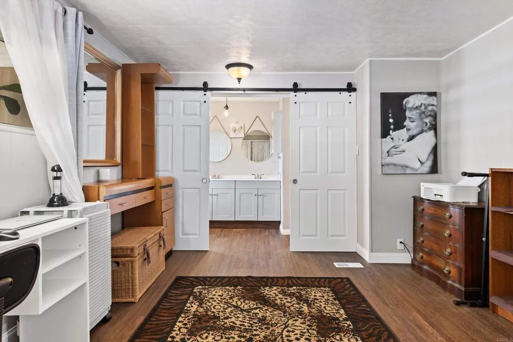 https://cdn.realtyfeed.com/cdn/127/307078526/8dc060db239781b83d2c4a30539d6a1c.webp
