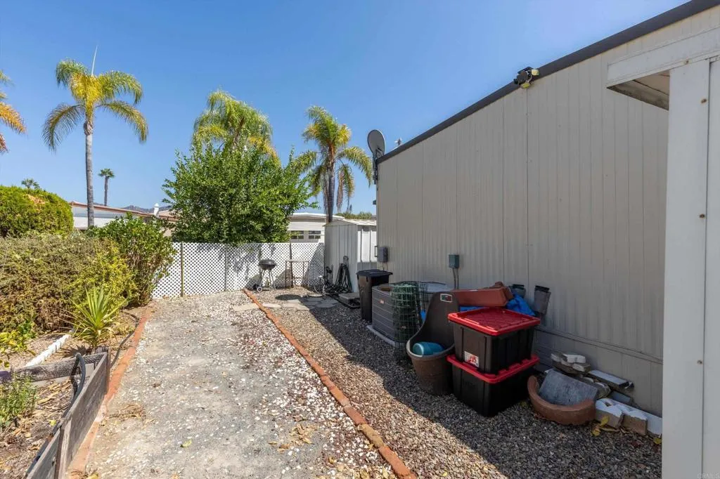 https://cdn.realtyfeed.com/cdn/127/307078526/bcec0f522972350f6d64ce2e9890a9db.webp
