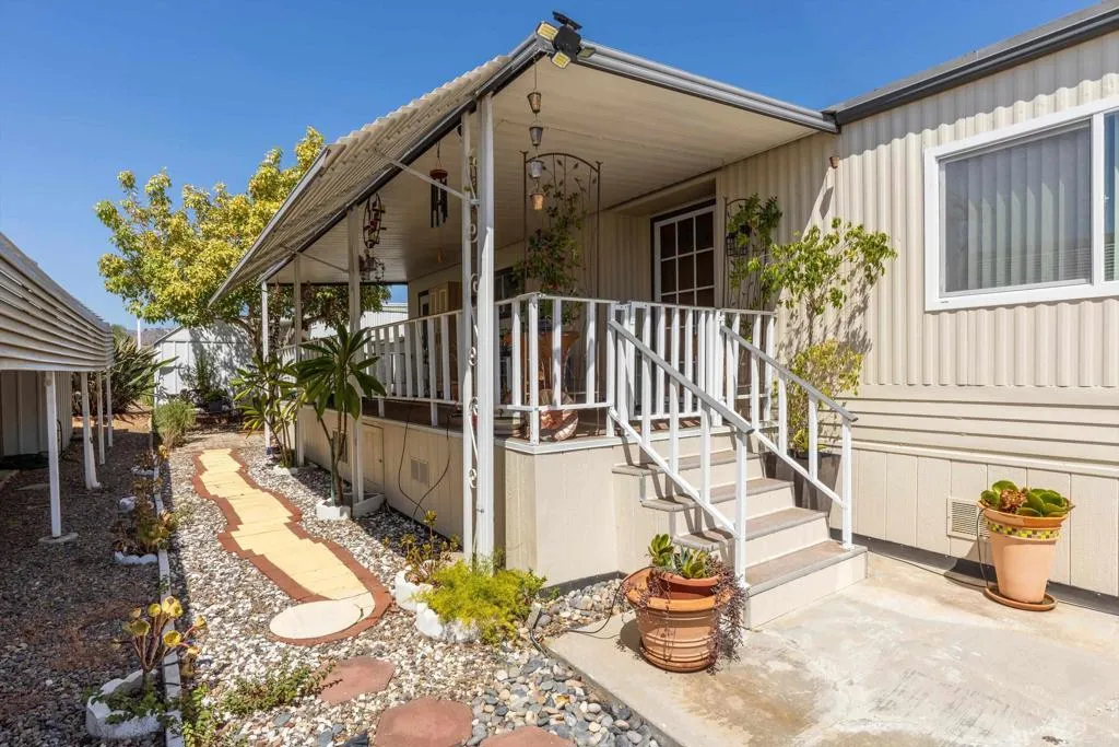 https://cdn.realtyfeed.com/cdn/127/307078526/e56ada1e462ccab6efb4c3d110120207.webp