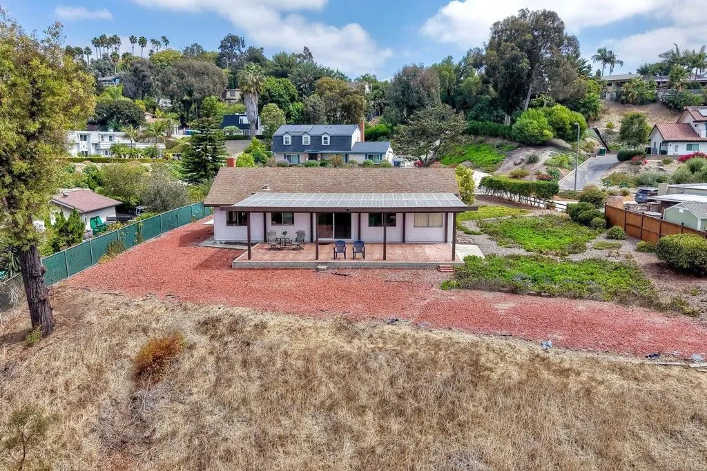 https://cdn.realtyfeed.com/cdn/127/307078533/2c54de373687ffc2aa565435d92e67d9.webp