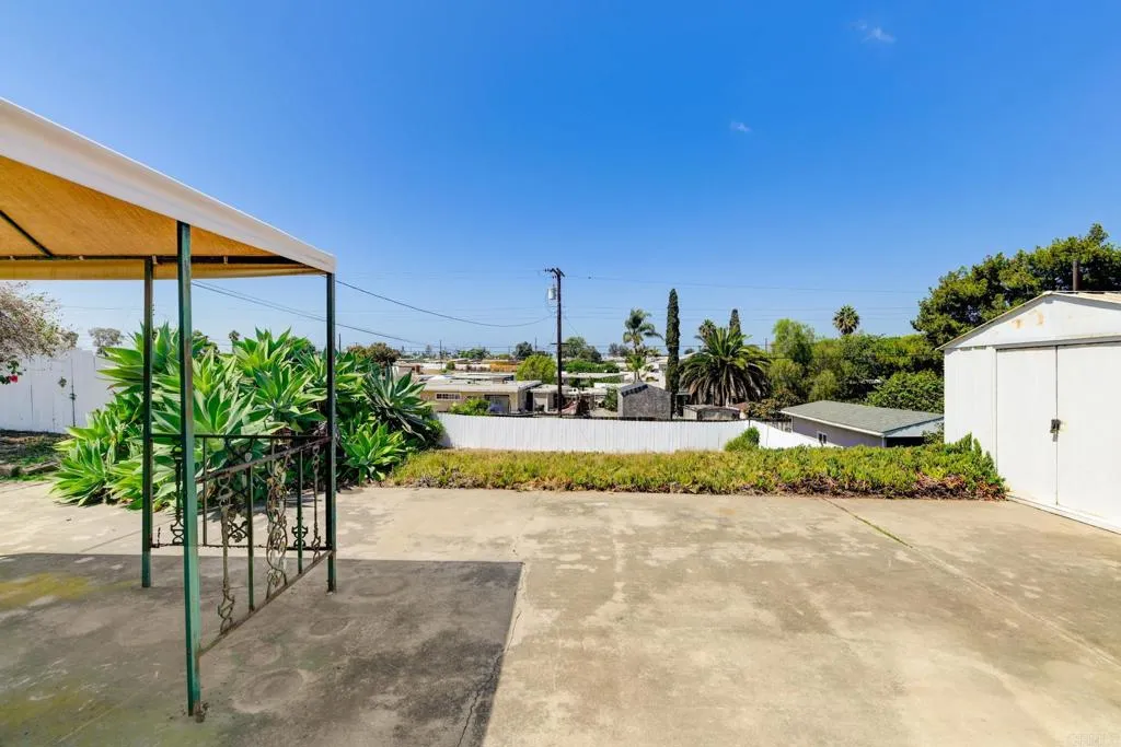 https://cdn.realtyfeed.com/cdn/127/307078561/05360dc348d51df992cf495b58b572b8.webp