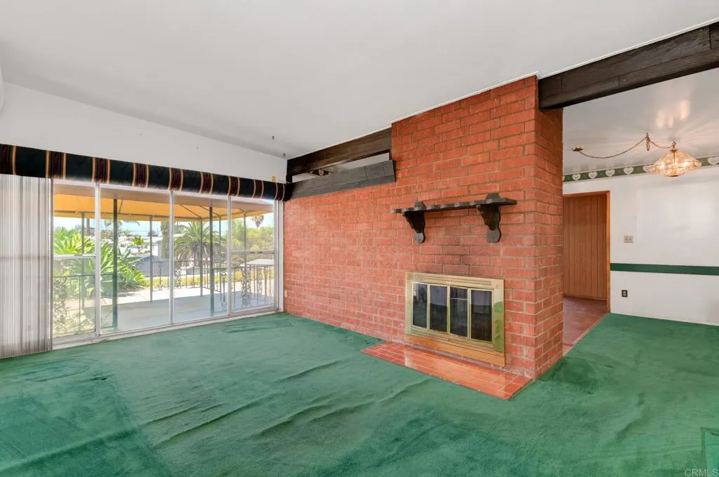 https://cdn.realtyfeed.com/cdn/127/307078561/73fd971827fcca4501e1f56e98fa440b.webp