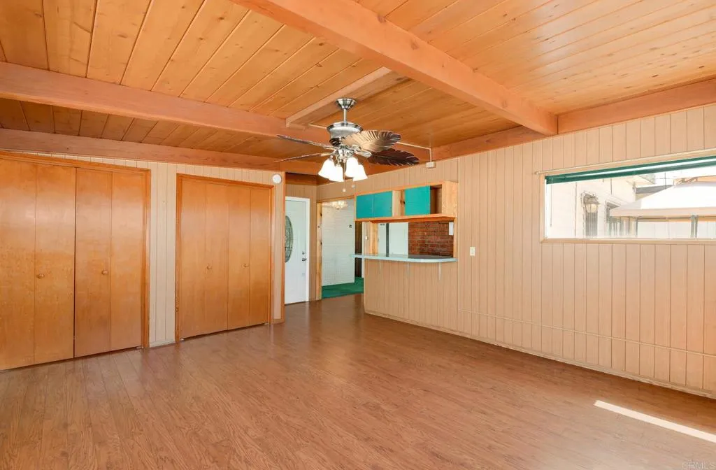 https://cdn.realtyfeed.com/cdn/127/307078561/b353f86b832b62ce4f8bac69024e00fd.webp