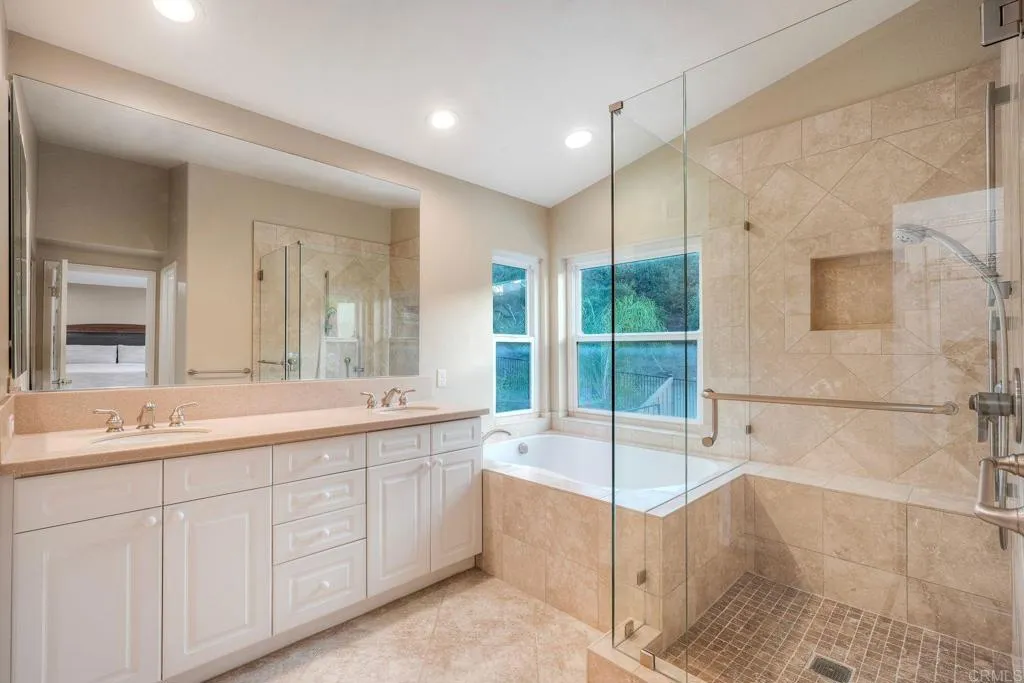 https://cdn.realtyfeed.com/cdn/127/307078590/02d57c59cc2702aa3aeb3c9ac5a66370.webp