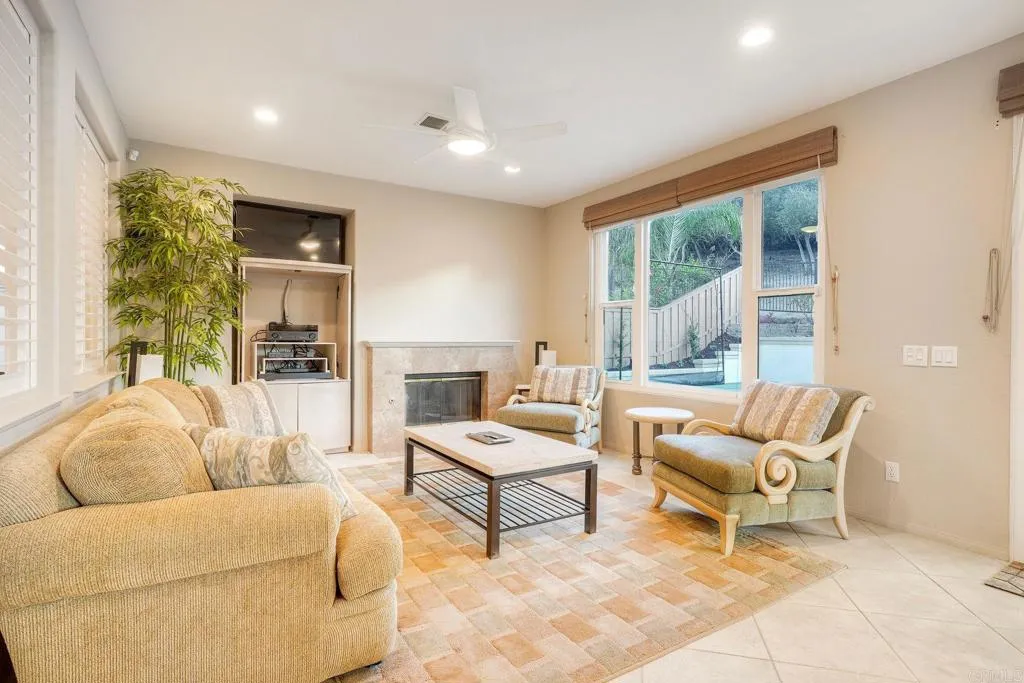 https://cdn.realtyfeed.com/cdn/127/307078590/83d55ebd9066c29ac99e7d6d0f26b4cc.webp