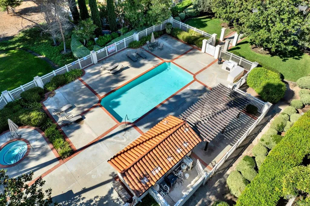 https://cdn.realtyfeed.com/cdn/127/307078639/8e583d6e1c764a412041c898b6bfdb0f.webp