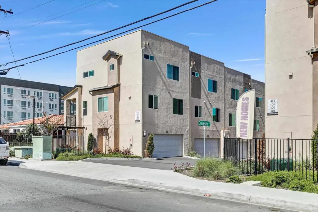 https://cdn.realtyfeed.com/cdn/127/307078693/177483b4129f14bddb71ef6429fc2151.webp