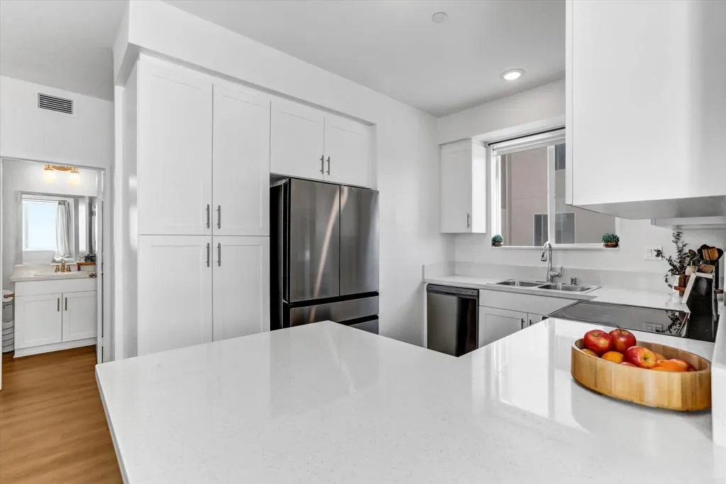 https://cdn.realtyfeed.com/cdn/127/307078693/a2fecb2af769ce5a6bdc0259b5423c76.webp