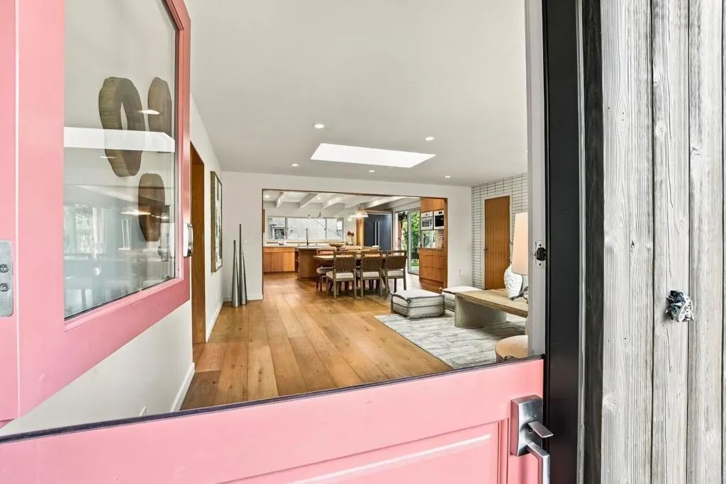 https://cdn.realtyfeed.com/cdn/127/307078725/00e63b47a38ec6f1fb2c66d9d0137181.webp