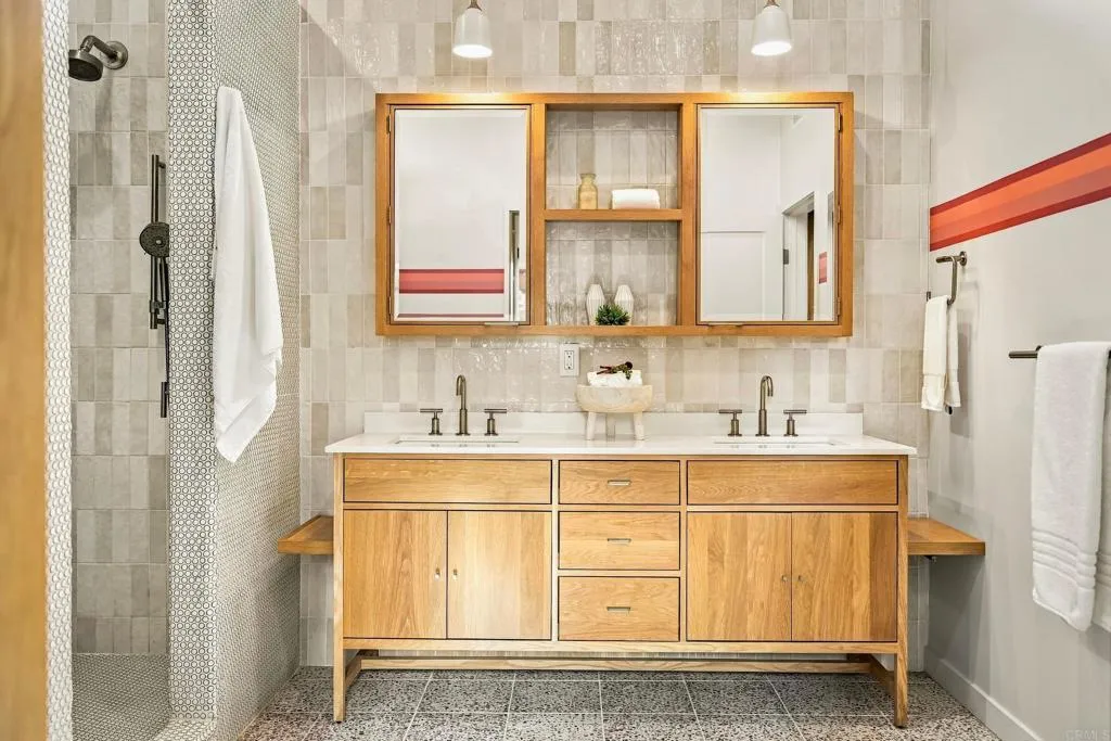 https://cdn.realtyfeed.com/cdn/127/307078725/6a7ad73cbb61af8e7cbedf4358a032ac.webp