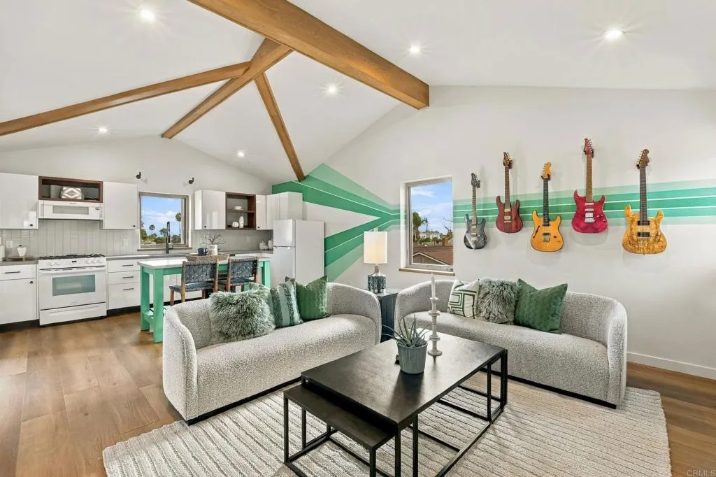 https://cdn.realtyfeed.com/cdn/127/307078725/876f0f32b6ca6cbee88d433d16d1292b.webp