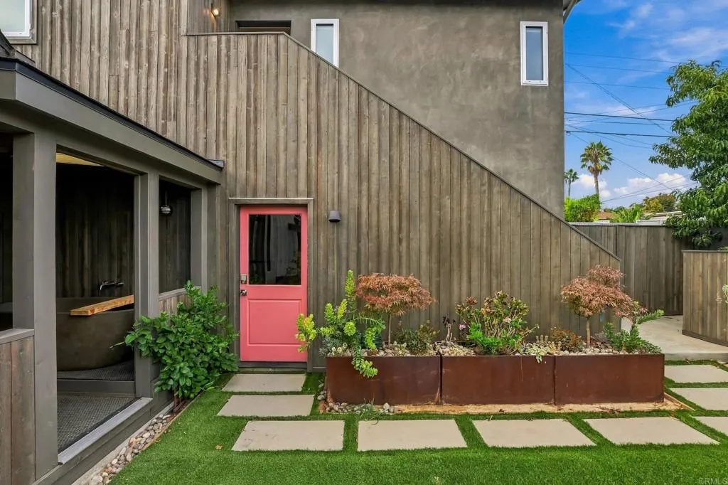 https://cdn.realtyfeed.com/cdn/127/307078725/99ca4e06f6d86307eff1a1c7989589fc.webp