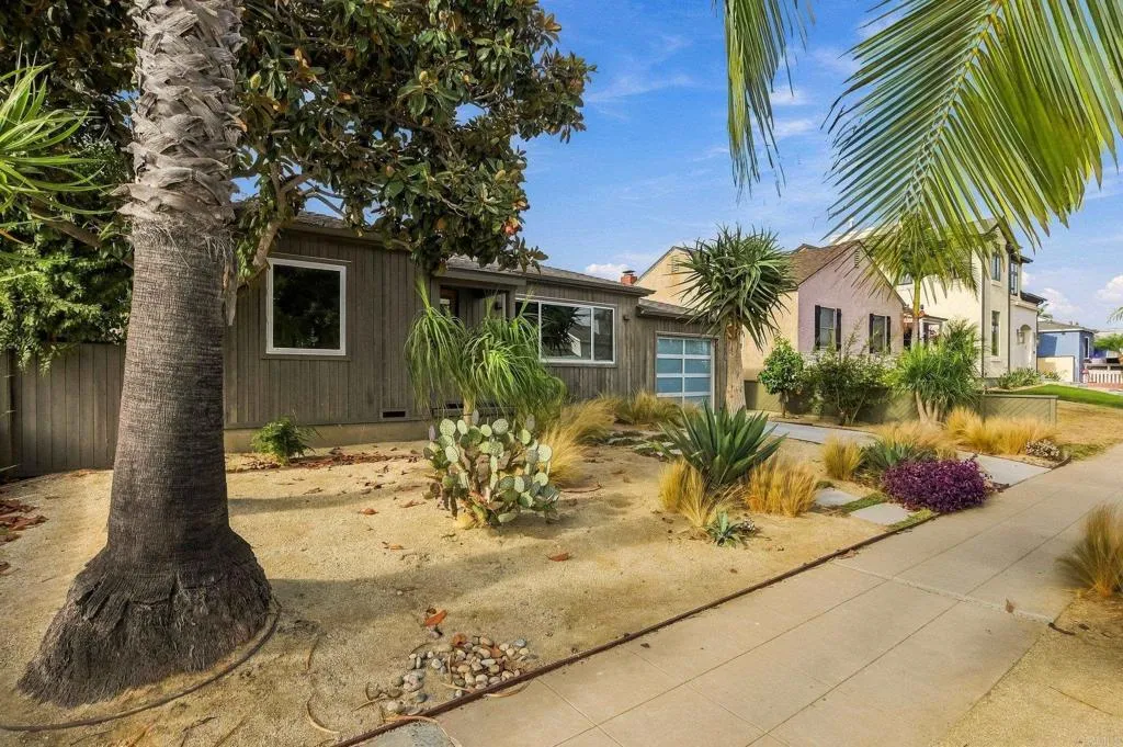 https://cdn.realtyfeed.com/cdn/127/307078725/d384e96a802712f73ee448fef1e5dc5d.webp