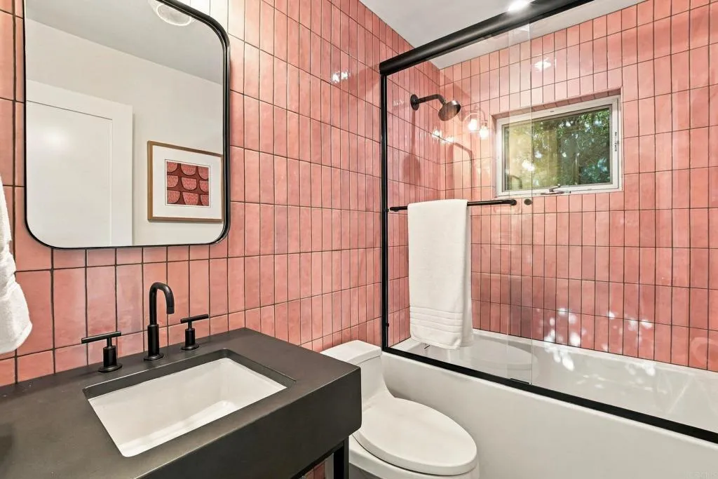 https://cdn.realtyfeed.com/cdn/127/307078725/da5f723cac10bdef340501b1847794bd.webp
