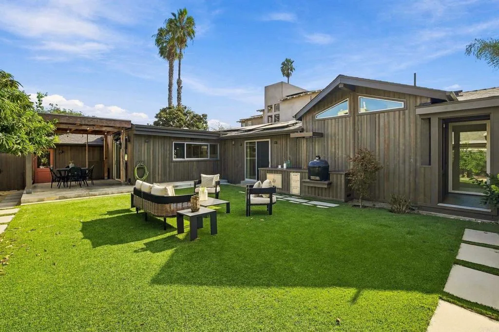 https://cdn.realtyfeed.com/cdn/127/307078725/f83abef9a5579a94811ded5977d9f56e.webp
