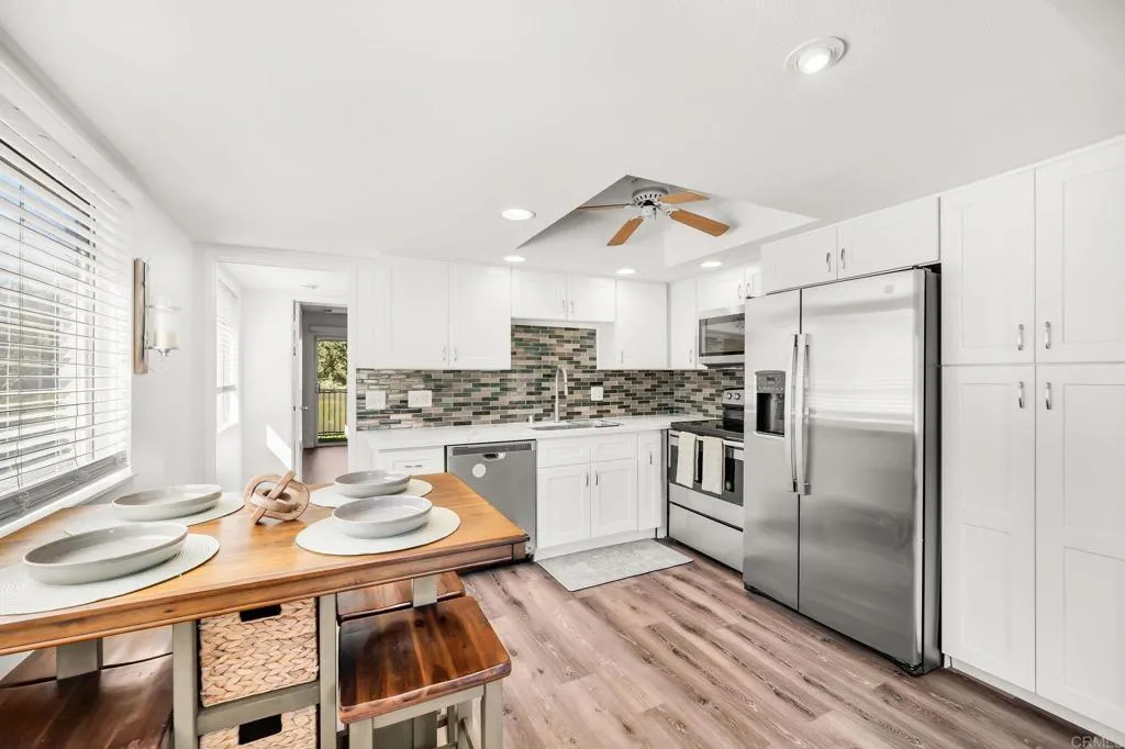 https://cdn.realtyfeed.com/cdn/127/307078761/8bb30b2e0d505b460e9ffbb863a30781.webp