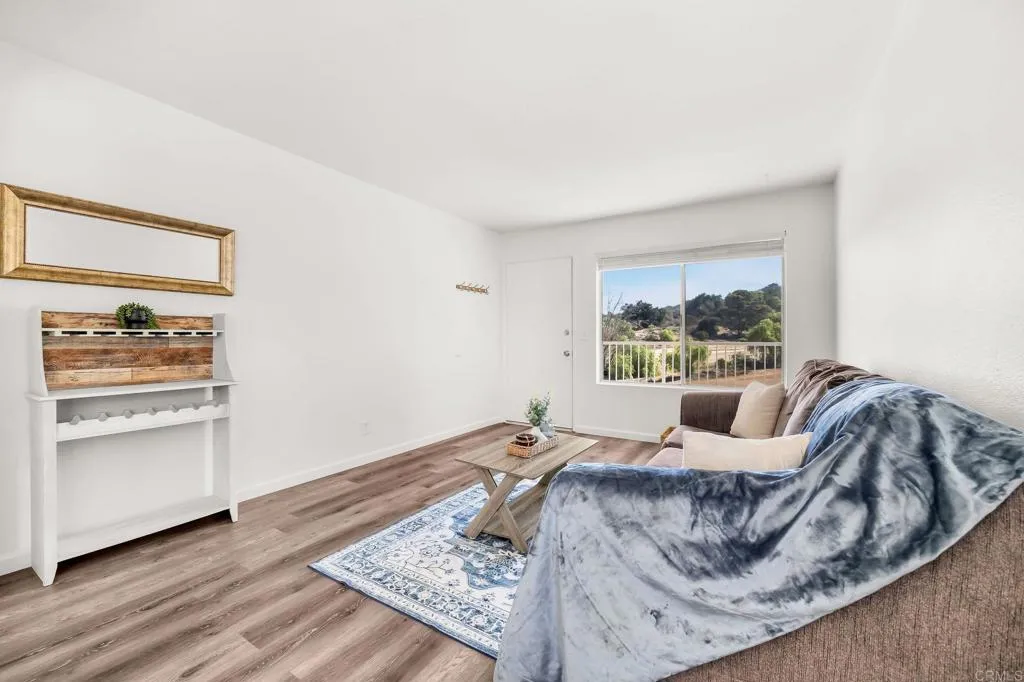 https://cdn.realtyfeed.com/cdn/127/307078761/f9ded11aa56c818f99a1ca431bcea37a.webp