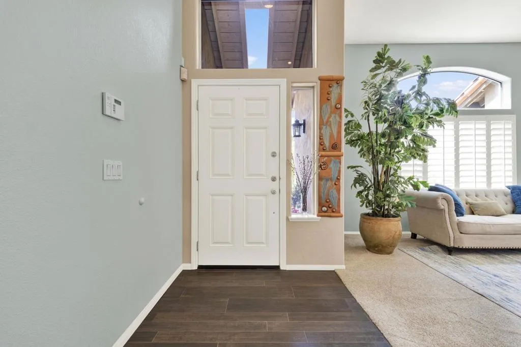 https://cdn.realtyfeed.com/cdn/127/307078765/2d15d563c2d9e11c7720efa35e1a2779.webp