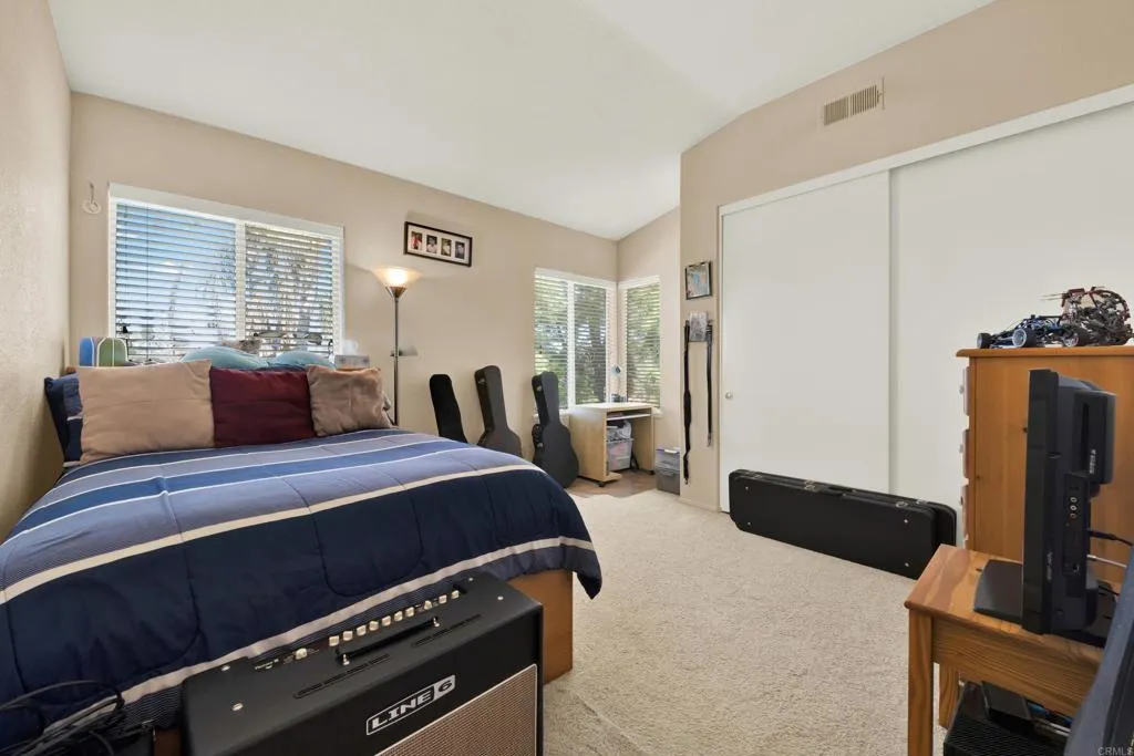 https://cdn.realtyfeed.com/cdn/127/307078765/40edbce6f4cc8c47737d1384bd1c0d36.webp