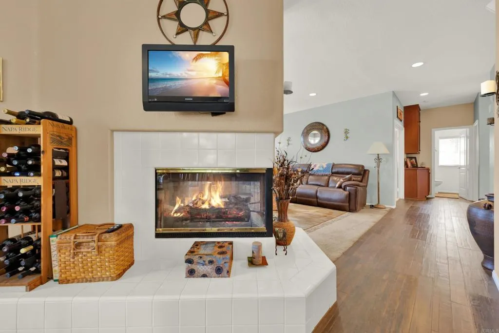 https://cdn.realtyfeed.com/cdn/127/307078765/4737b0e302f7a4e51fe5f5fdc979e2cd.webp
