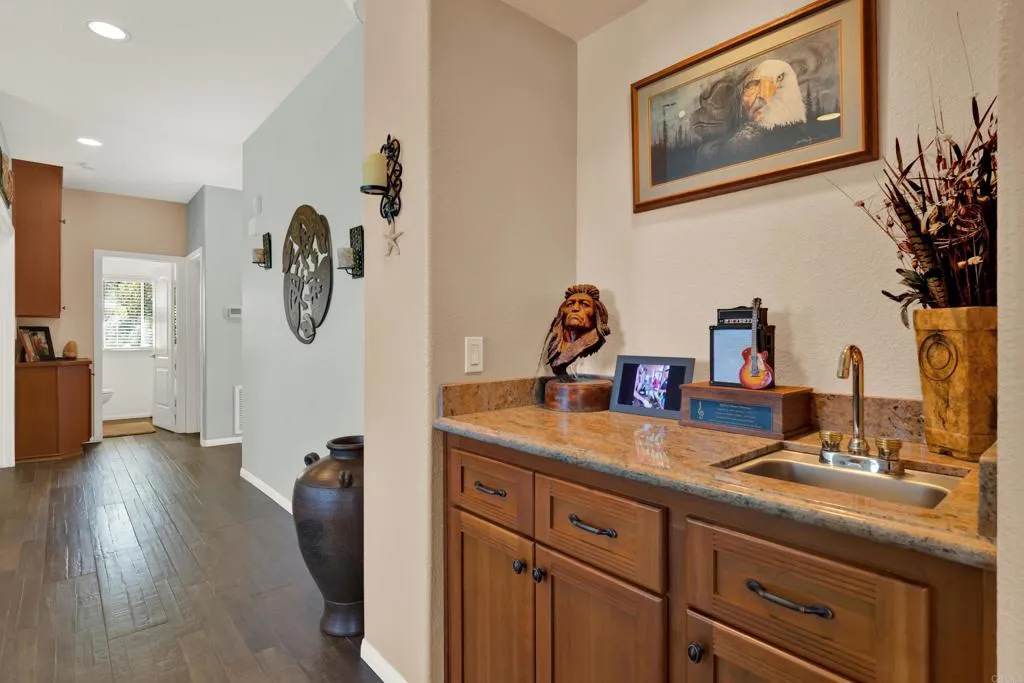 https://cdn.realtyfeed.com/cdn/127/307078765/5a7f25e52c8a24c615159e65556fe06c.webp