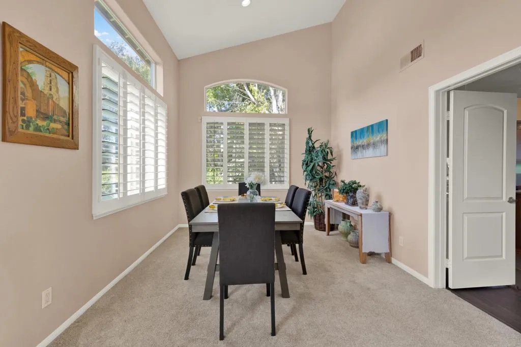 https://cdn.realtyfeed.com/cdn/127/307078765/660b6292e0a9e3d07e06f41b453feeb6.webp