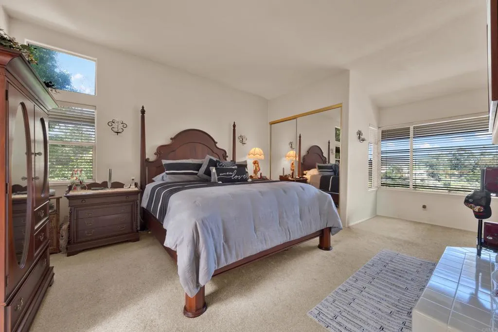 https://cdn.realtyfeed.com/cdn/127/307078765/8f44c4d15e242597a5d987d64ff88cc1.webp