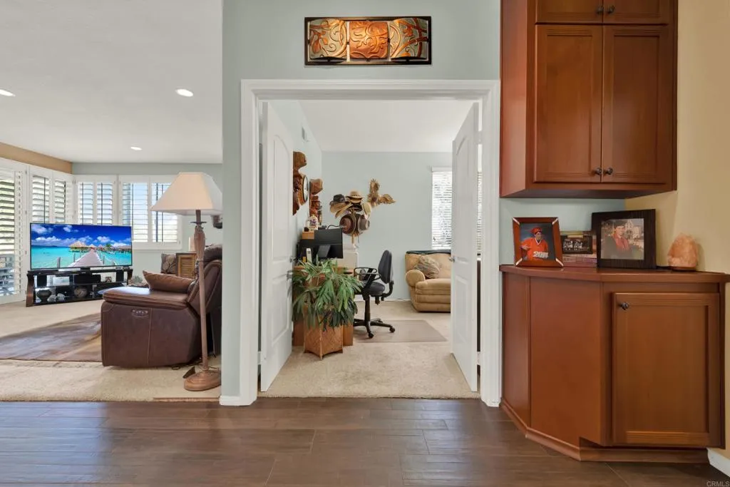 https://cdn.realtyfeed.com/cdn/127/307078765/dc65baea49c31da021499b99d6164f09.webp