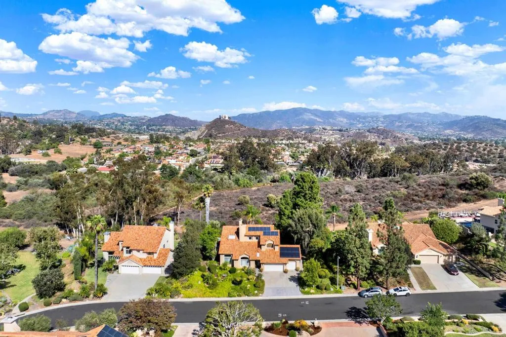 https://cdn.realtyfeed.com/cdn/127/307078765/f07c955f6a92adf56a45eb3fa7b81556.webp
