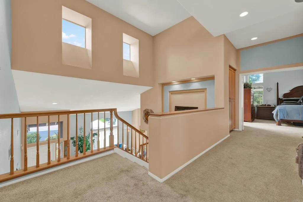 https://cdn.realtyfeed.com/cdn/127/307078765/f4e6dcb4eeb0c4a8fbb41b205c45e43f.webp