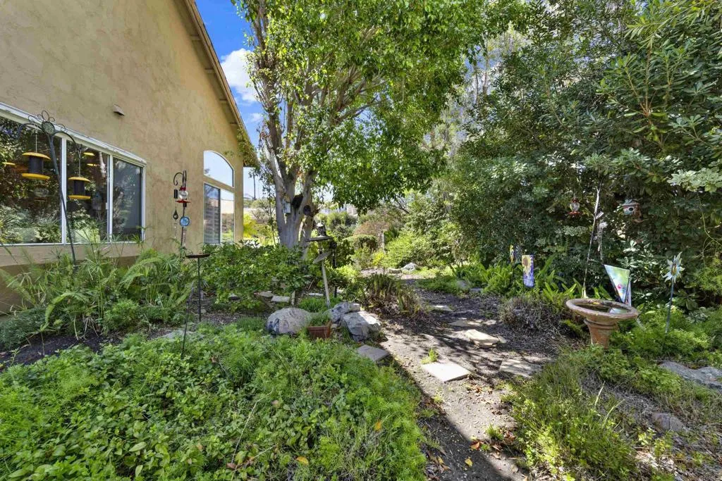https://cdn.realtyfeed.com/cdn/127/307078765/f67cab28bcbc28991dd26b341c7e7820.webp
