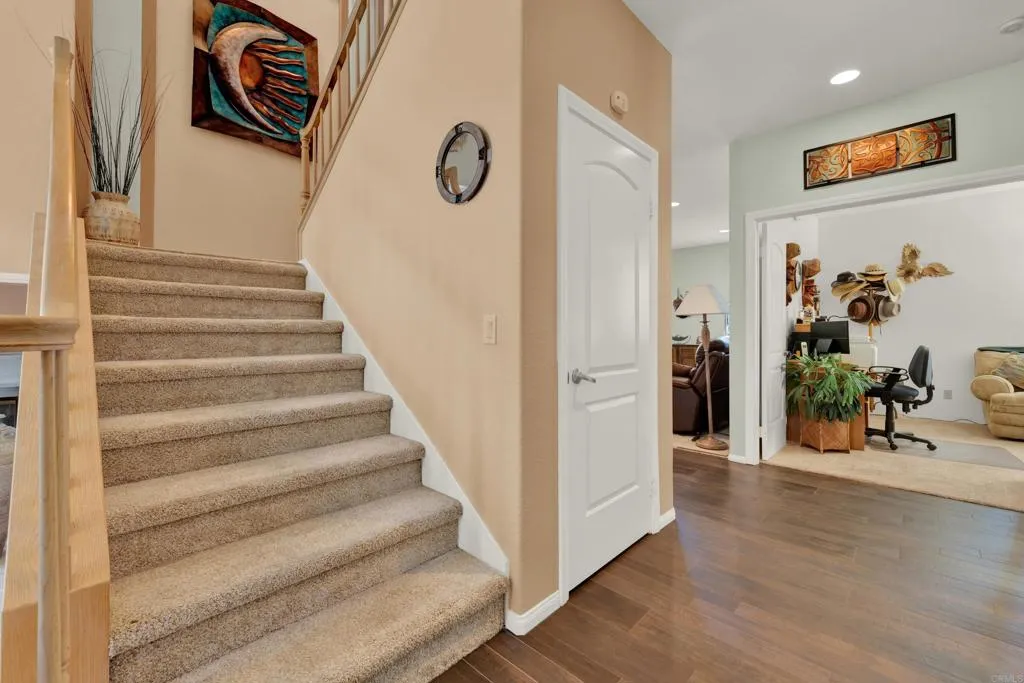 https://cdn.realtyfeed.com/cdn/127/307078765/fdf0e36662011322082fe28cacc73116.webp