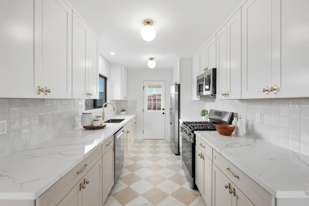 https://cdn.realtyfeed.com/cdn/127/307078862/534013b44c4ba71b467c6e4eab4380b1.webp