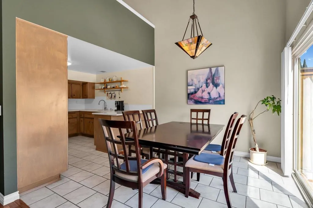 https://cdn.realtyfeed.com/cdn/127/307078881/619a606153f14cb09f7ffd866e00820a.webp
