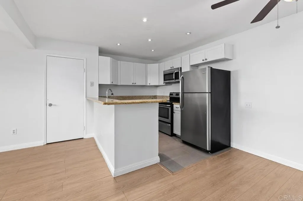 https://cdn.realtyfeed.com/cdn/127/307078913/8a8acaaa4d82ceeaa1d01f23f2ff9689.webp