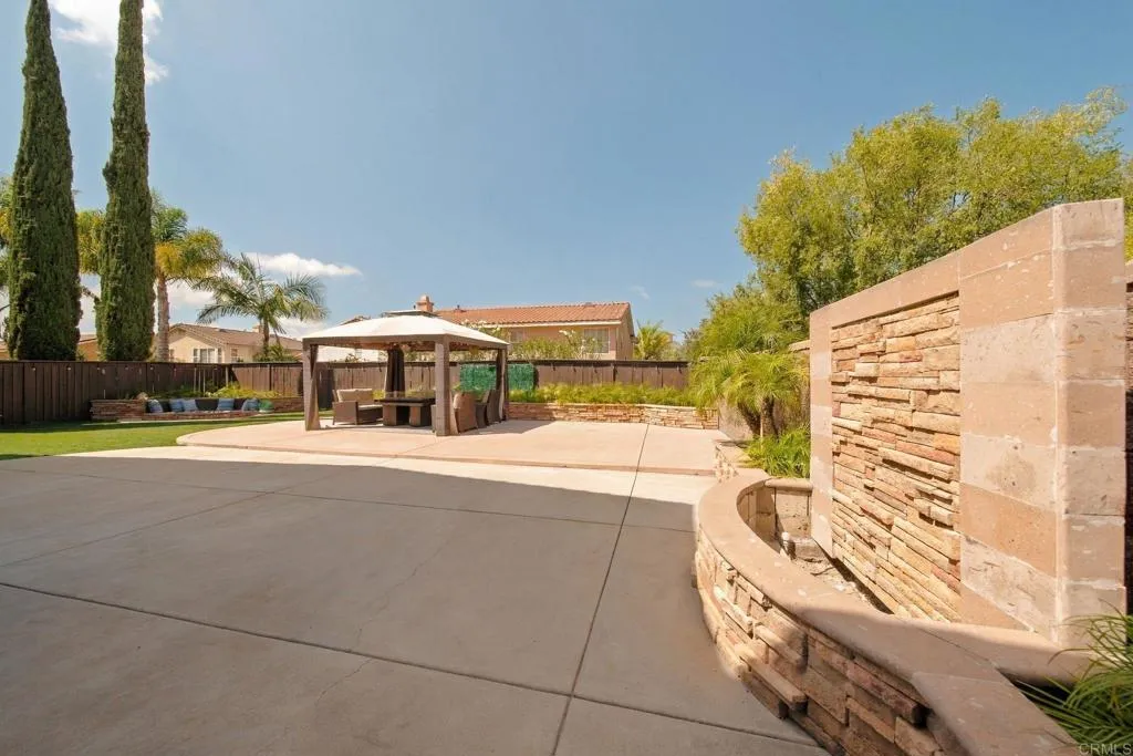 https://cdn.realtyfeed.com/cdn/127/307078922/ed7132d0042d3401ecdaf9f60ed7df50.webp