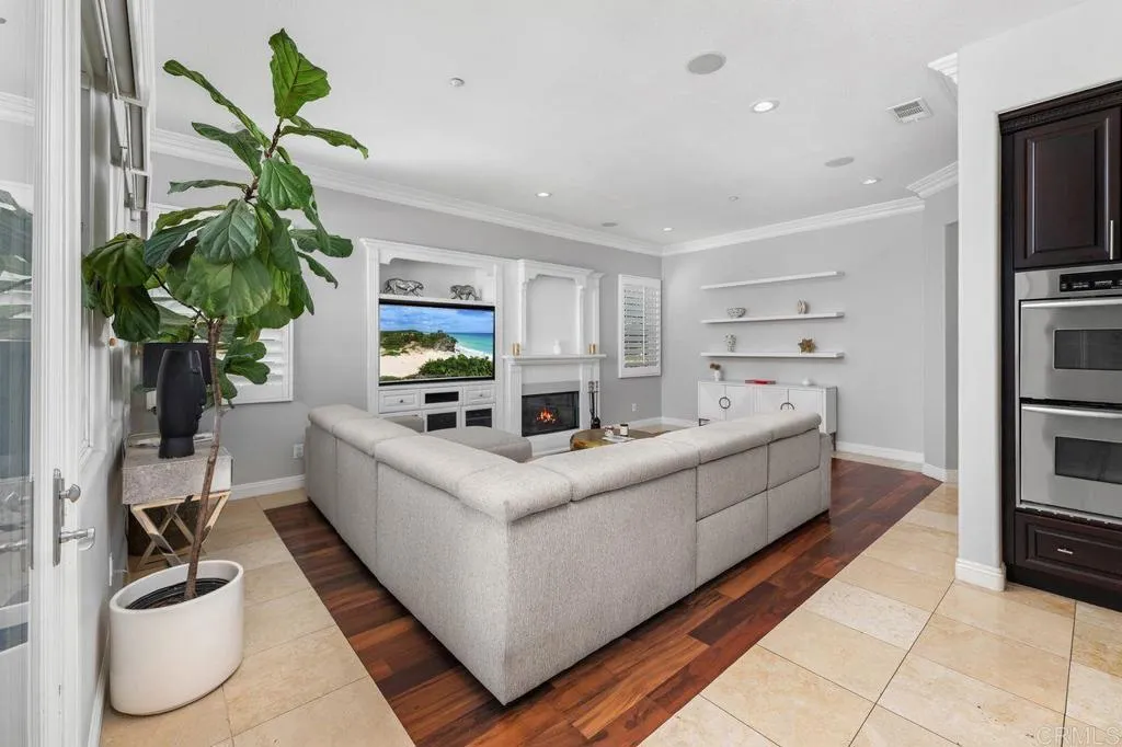 https://cdn.realtyfeed.com/cdn/127/307078929/29d785d002e098846e3c661a1ceb0de3.webp