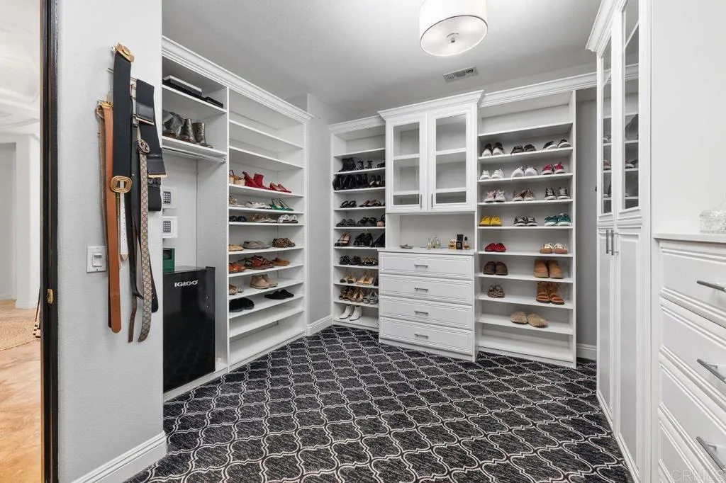 https://cdn.realtyfeed.com/cdn/127/307078929/35c44ce503901c61fa7312b906683156.webp