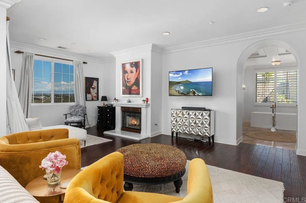 https://cdn.realtyfeed.com/cdn/127/307078929/395791cdf39d995eeeac19ad44d7ab25.webp