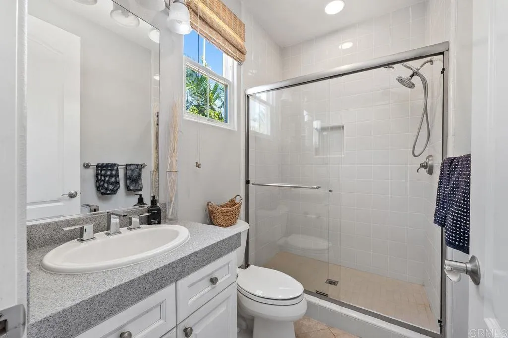 https://cdn.realtyfeed.com/cdn/127/307078929/b3655b3905c836445eed20e18a7b25f8.webp