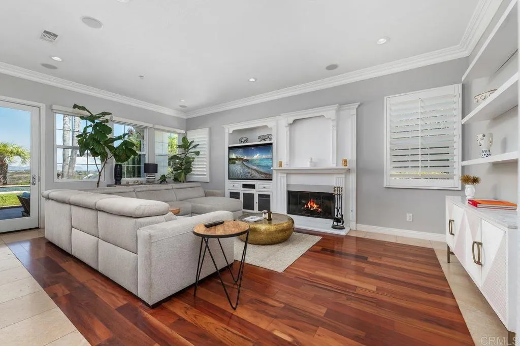 https://cdn.realtyfeed.com/cdn/127/307078929/de94721bd253087662ad798a38fc4744.webp