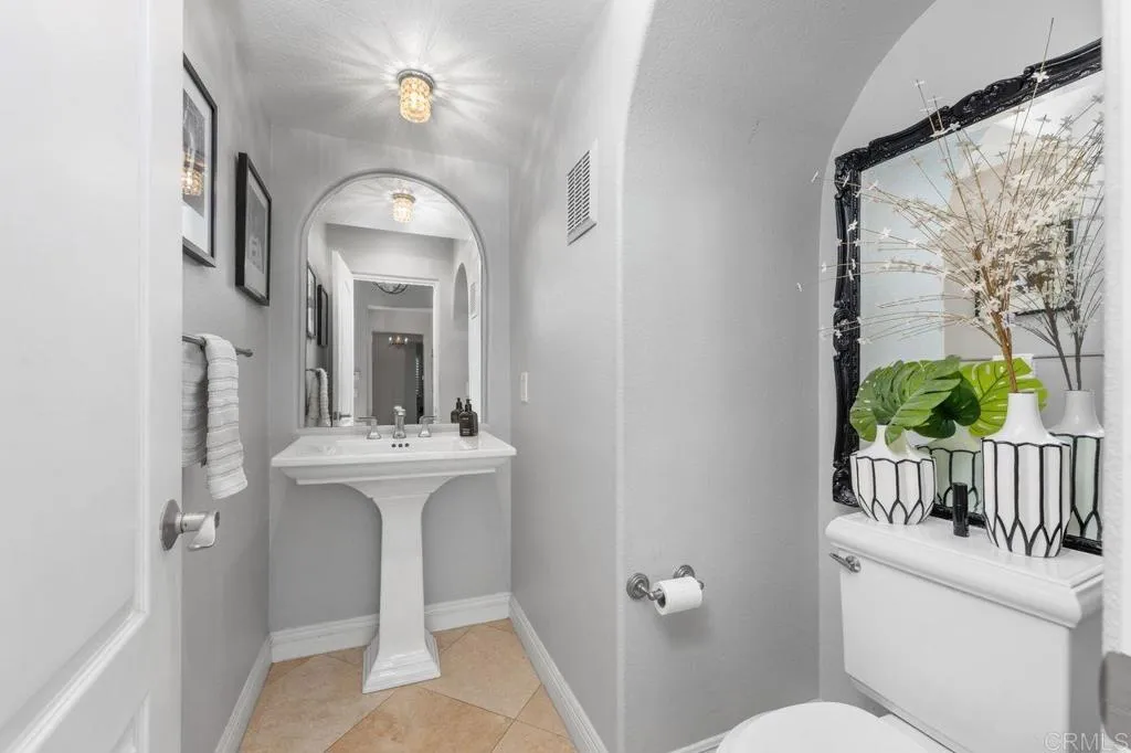 https://cdn.realtyfeed.com/cdn/127/307078929/f0b40729973ede5ba6e7d611374f42fd.webp