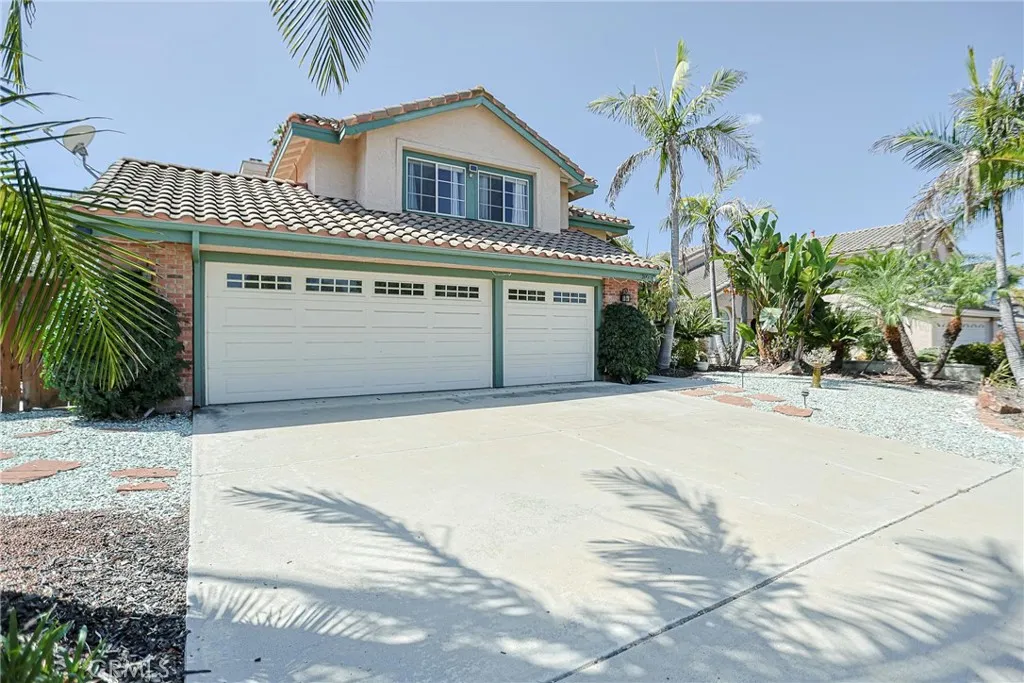 https://cdn.realtyfeed.com/cdn/127/307078977/185cc6826e5d7d5b78afdd63278557f1.webp